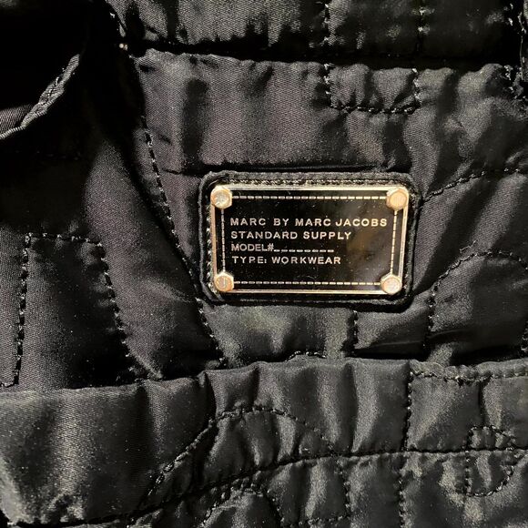 Marc Jacobs Diaper Bags for sale - eBay Marc Jacobs Diaper Bag Black Travel Organizer Luggage Adjustable Shoulder Strap